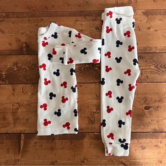 Gap Kids Disney Mickey Mouse PJ Set 2PC Pajama Organic Cotton Size 12-18 month - Picture 2 of 7